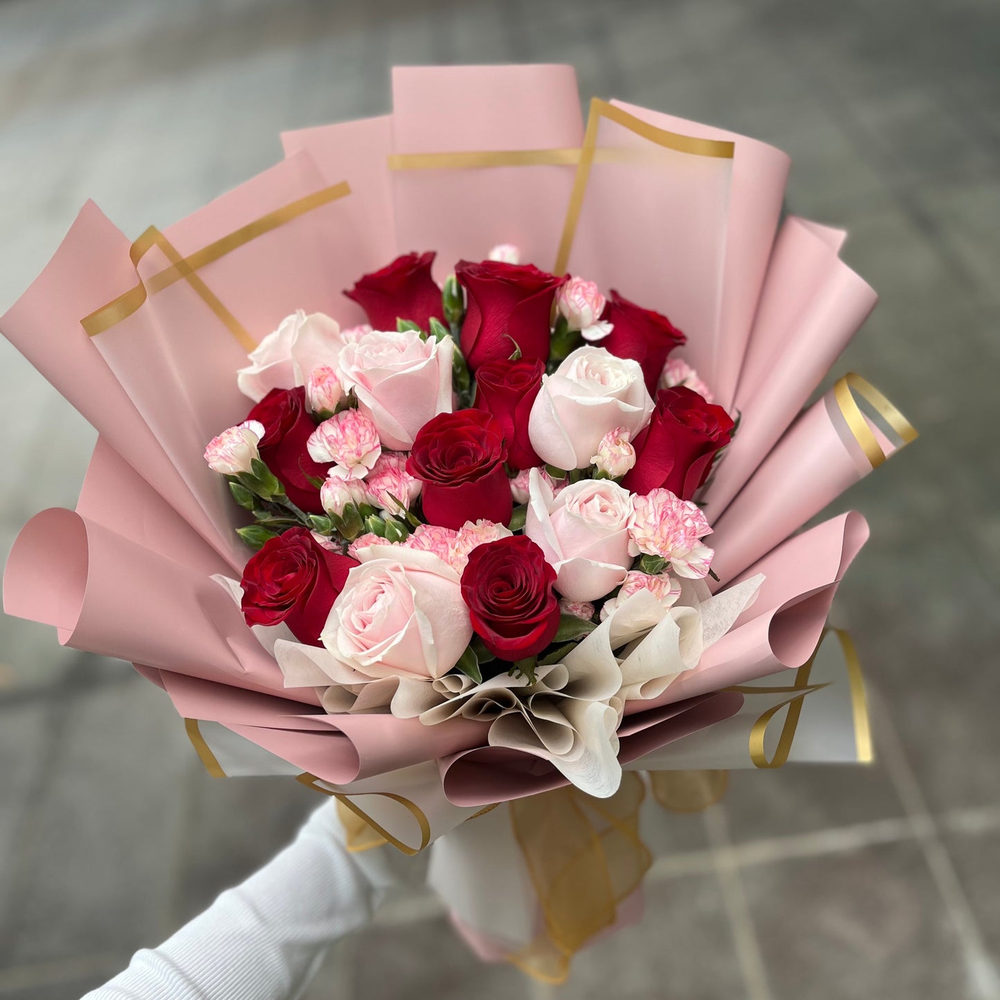 Elegant- Red & Pink rose