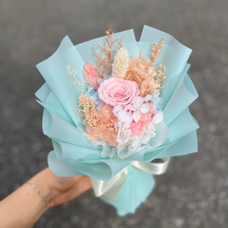 Preserved rose bouquet- 1 rose (Light Pink)