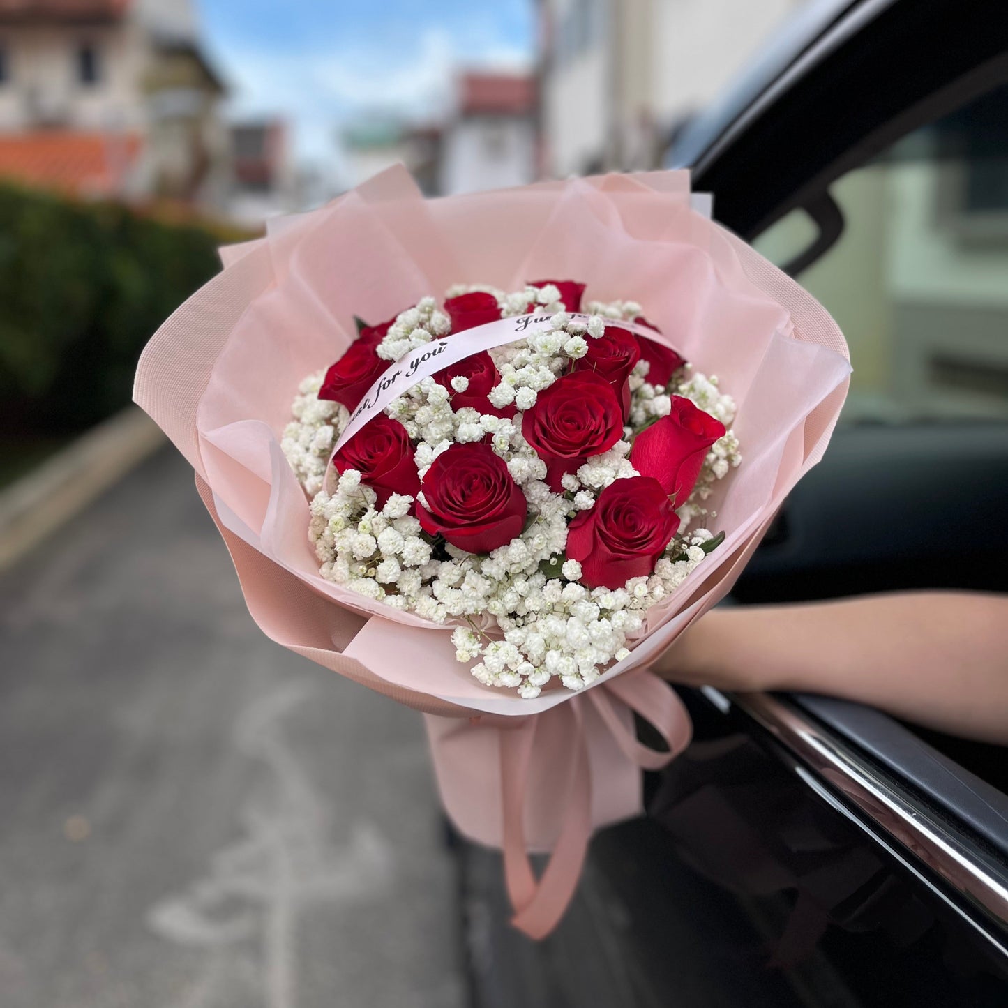 Be Mine- 12 rose bouquet