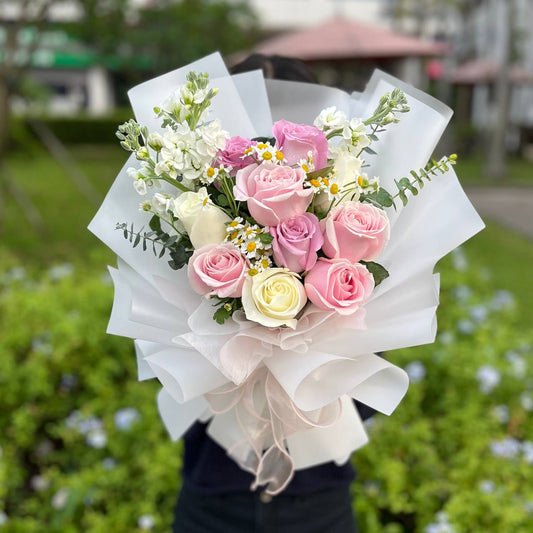 {M9} Spring- pink, lilac & white rose bouquet